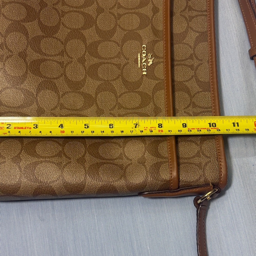 Coach Gold Signature Crossbody Bag - Picture 13 of 15